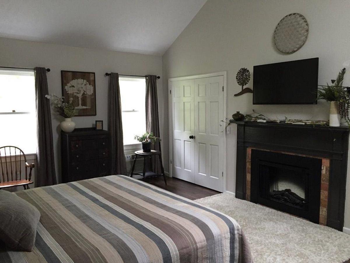 Creekside Inn Oneida Extérieur photo